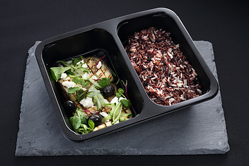 Image showing Salad with grilled aubergine with wild rice