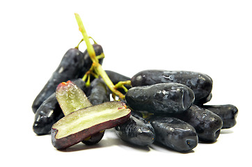 Image showing Sweet black sapphire grapes