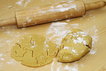 Image showing flour, dough and rolling pin