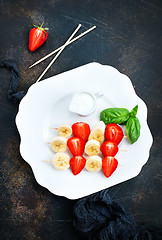 Image showing banana with strawberry