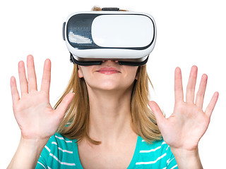 Image showing Woman in virtual reality glasses