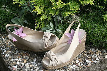 Image showing Slingbacks