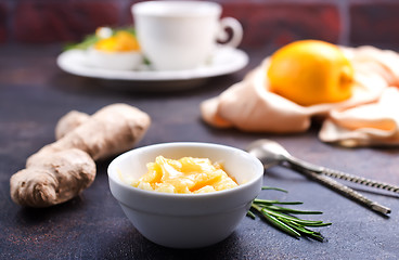 Image showing honey with lemon and ginger