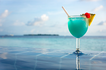 Image showing Cocktail near the swimming pool