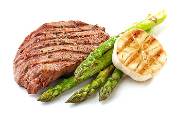 Image showing grilled beef fillet steak and vegetables