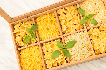 Image showing Open box with different types of pasta