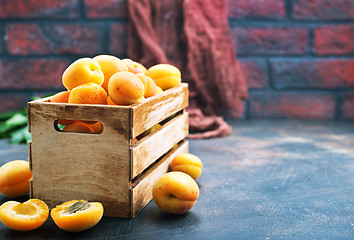 Image showing apricots