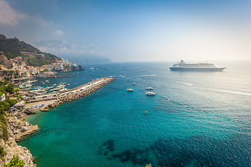 Image showing Amalfitan coast with cruise liner