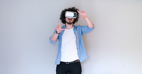 Image showing Man using headset of virtual reality