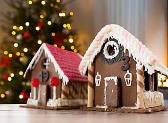 Image showing close up of christmas gingerbread houses at home