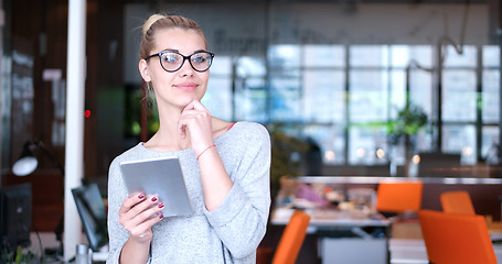 Image showing Businesswoman using tablet