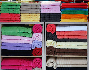 Image showing Towels in Shelf