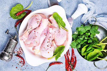 Image showing chicken legs with spinach