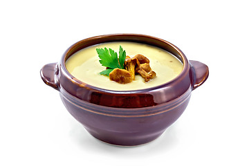 Image showing Soup-puree mushroom in clay bowl