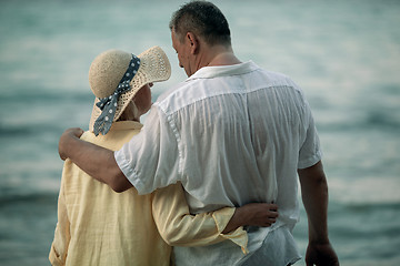 Image showing A romantic moment at the sea
