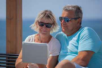 Image showing Parents on vacation