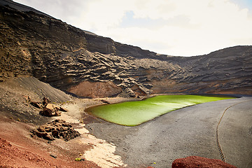 Image showing Green volcanic lake Charco de los Clicos at Lanzarote