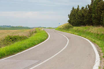 Image showing Winding road in Tuscana, Italy