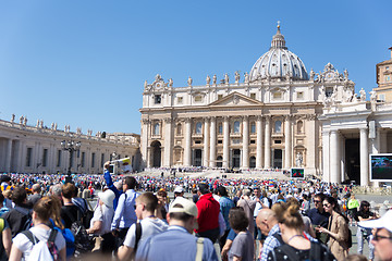 Image showing View of St. Peters basilica from St. Peter\'s square in Vatican City, Vatican.