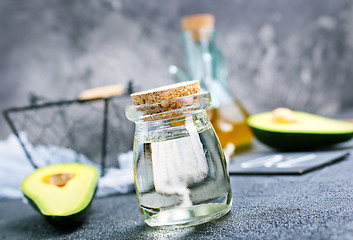 Image showing avocado oil