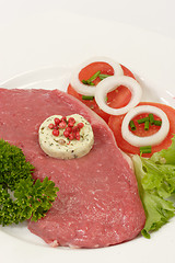 Image showing Steak with onion rings