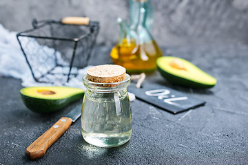 Image showing avocado oil