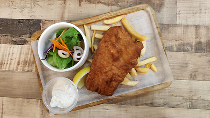 Image showing Delicious plate of fish and chips