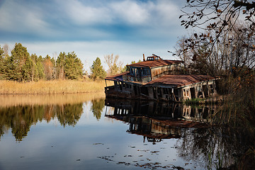 Image showing Damaged boathous at the swamps