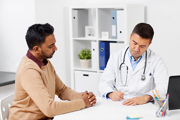 Image showing doctor and male patient meeting at clinic