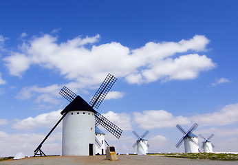 Image showing Windmills of Campo de Criptana