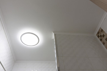 Image showing Ceiling with lamp in the bathroom