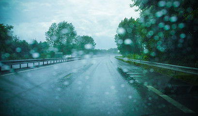 Image showing Driving In The Rain\r