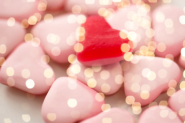 Image showing close up of red and pink heart shaped candies