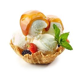 Image showing vanilla ice cream in waffle basket