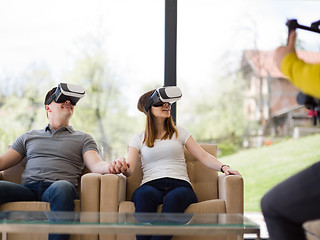 Image showing Couple using virtual reality headset