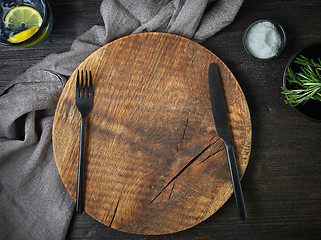 Image showing empty round wooden board