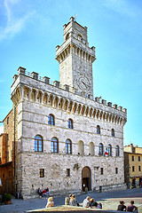 Image showing Palazzo Comunale (Town Hall) in Piazza Grande, Antique Montepulc