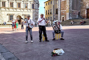 Image showing Street musicians in Montepulciano