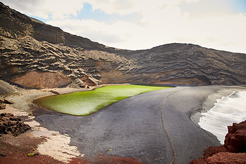 Image showing Green volcanic lake Charco de los Clicos at Lanzarote