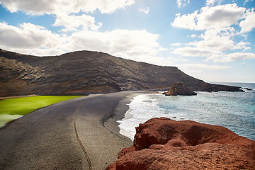 Image showing Green volcanic lake Charco de los Clicos at Lanzarote