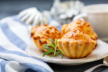 Image showing Traditional meat mini pies on a plate.