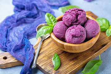 Image showing Bowl of artisanal blueberry ice cream.