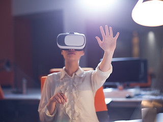 Image showing businesswoman using VR-headset glasses of virtual reality