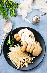 Image showing raw mushrooms