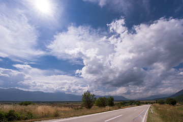 Image showing asphalt road in beautiful countryside