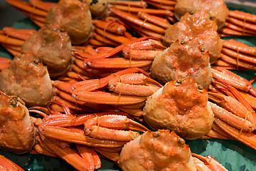 Image showing Crabs selling in seafood market