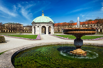 Image showing Fountain and pavilion in Hofgarten, Munich