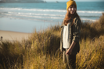 Image showing Yellow cap women