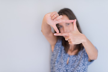 Image showing woman showing framing hand gesture