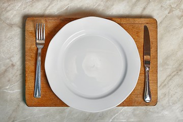 Image showing Empty plate, waiting for food